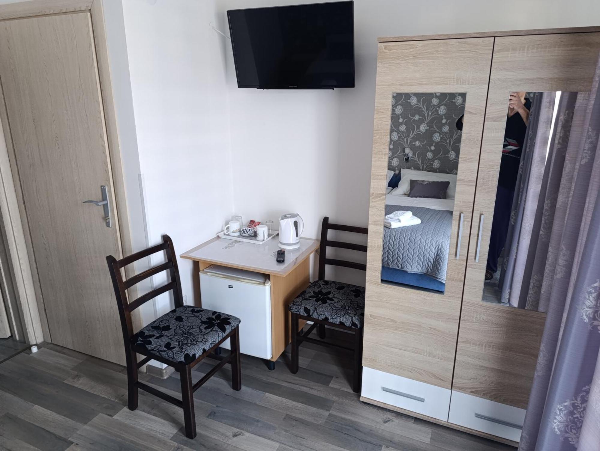 Guest House Toic Korenica Zimmer foto